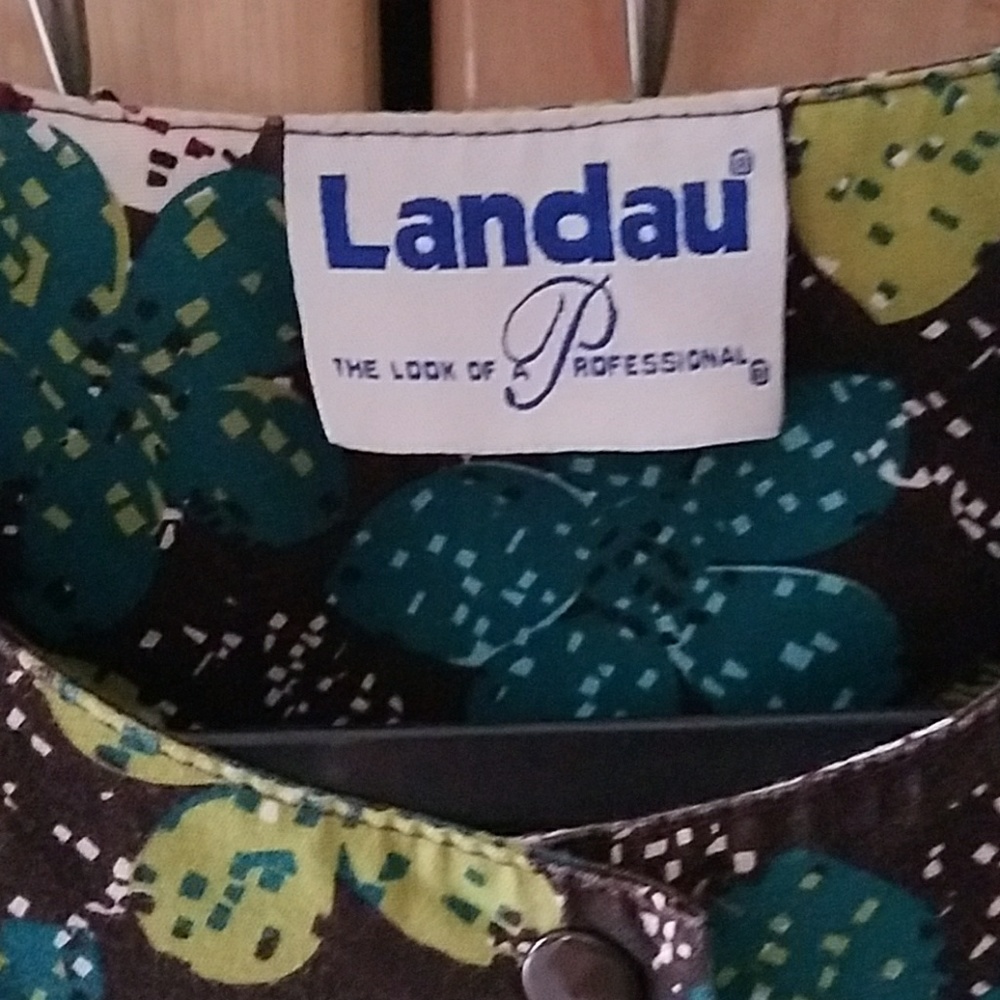 Scrub Jacket - Picture 2 of 4